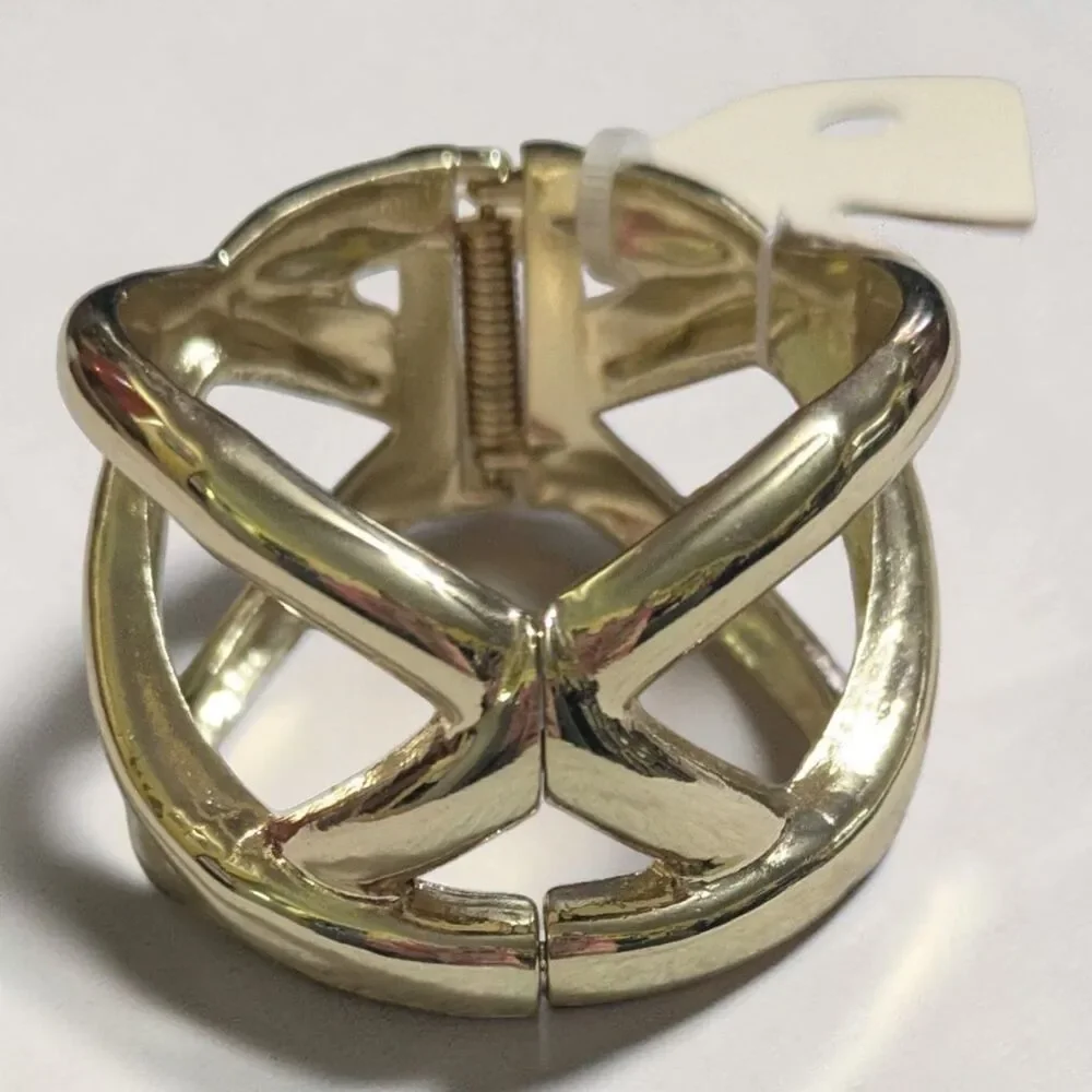 Gold Statement Cuff Bracelet Chunky Design Wide Bangle Bold Fashion Jewelry - Picture 2 of 5